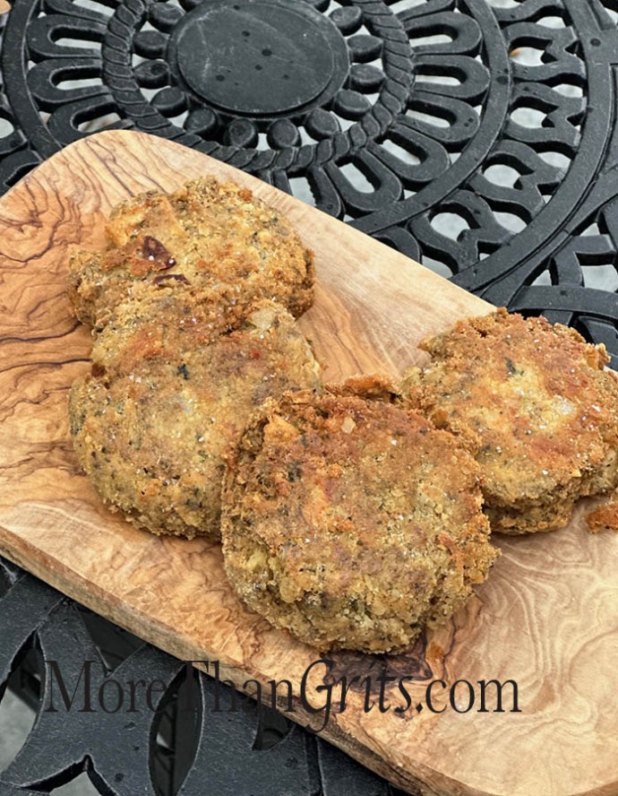 Southern Salmon Cakes – Croquettes
